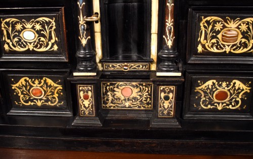 Antiquités - Cabinet du 17e siècle - Toscane, Ville de Florence